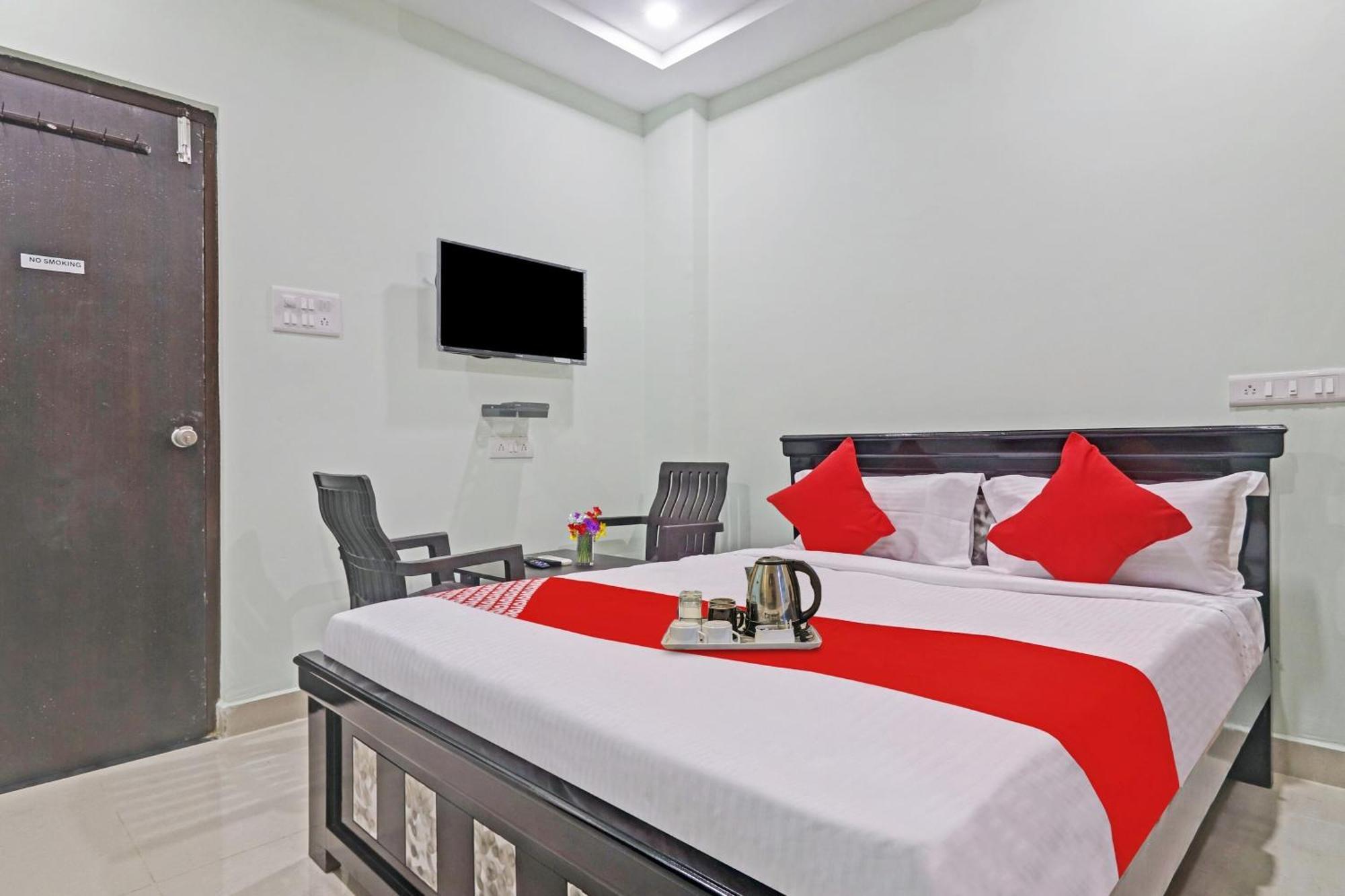 Hotel O Hanuma Residency Sururnagar Kültér fotó